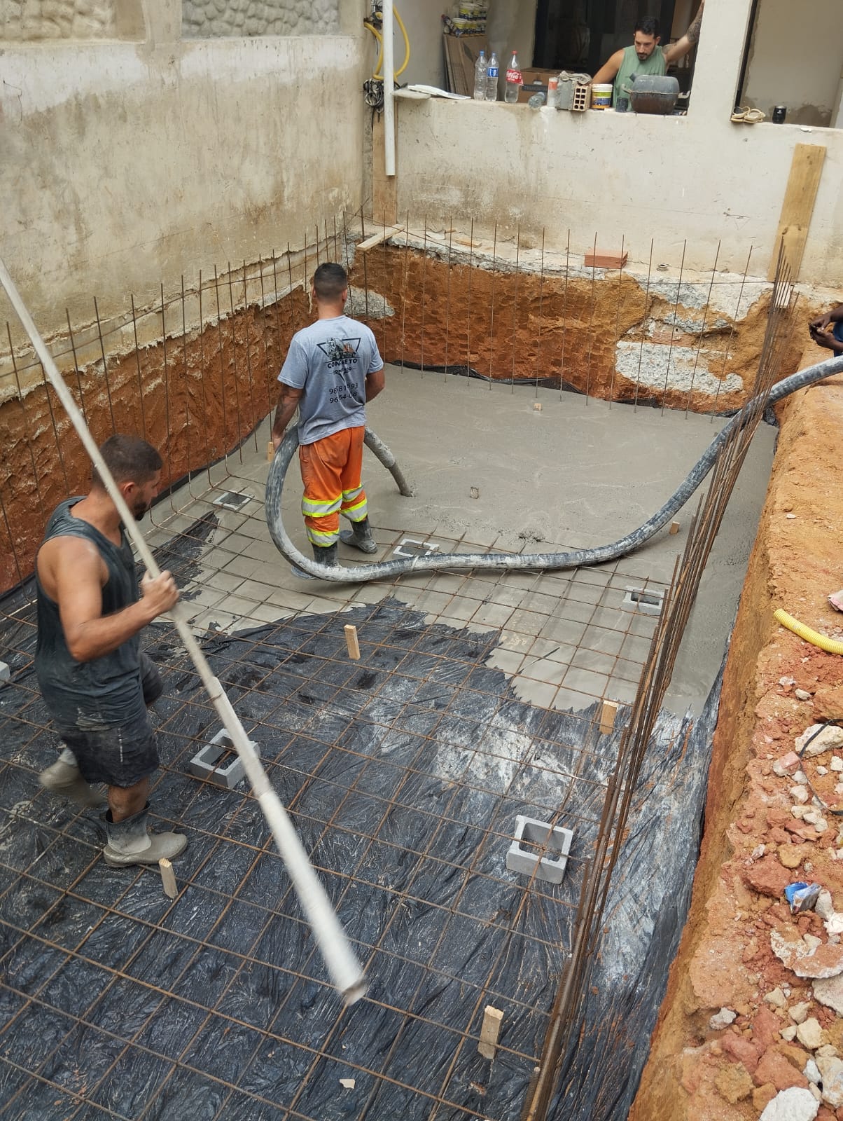 Capacidade para grandes construções.